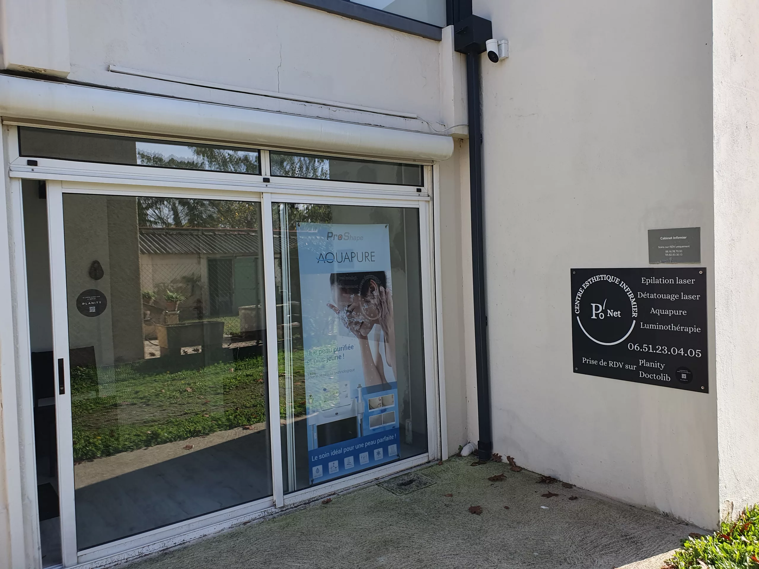 devanture centre esthétique Po'Net